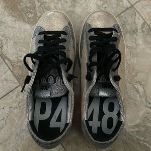 ✨LIKE NEW✨ P448 Metallic Sneakers